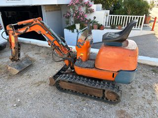 Εκσκαφάκι (διαβολάκι) Hitachi 2005 EX 8-2 B-thumb-2