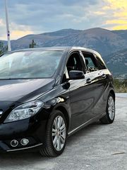 Mercedes-Benz B 180 2012 BLUE EFFICIENCY με πολλά αλλαγμένα ανταλλακτικά