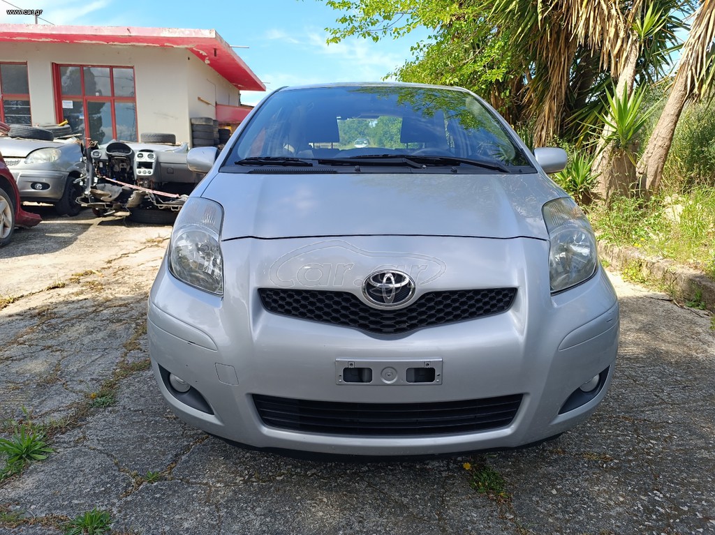 Toyota Yaris 2011 1.0 VVT-i SOL
