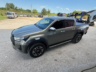 Toyota Hilux 2024 2.8 AUTOMATIC!!!-thumb-5