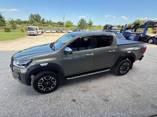 Toyota Hilux 2024 2.8 AUTOMATIC!!!-thumb-6