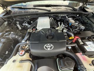 Toyota Hilux 2024 2.8 AUTOMATIC!!!-thumb-44