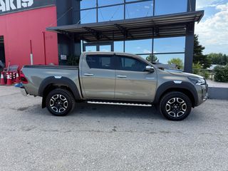 Toyota Hilux 2024 2.8 AUTOMATIC!!!-thumb-13