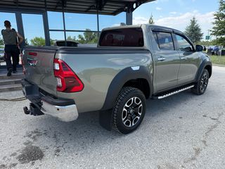 Toyota Hilux 2024 2.8 AUTOMATIC!!!-thumb-16