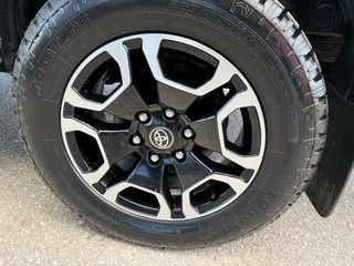 Toyota Hilux 2024 2.8 AUTOMATIC!!!-thumb-20