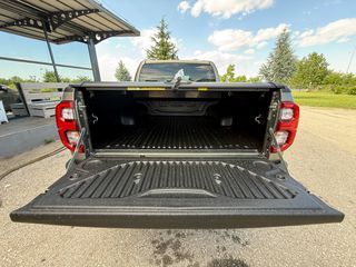 Toyota Hilux 2024 2.8 AUTOMATIC!!!-thumb-25
