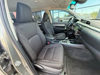 Toyota Hilux 2024 2.8 AUTOMATIC!!!-thumb-30