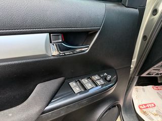 Toyota Hilux 2024 2.8 AUTOMATIC!!!-thumb-33
