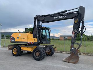 Εκσκαφέας Με Λάστιχα Volvo 2011 EW 180 C