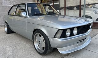 Bmw 330 1979 E21-thumb-11