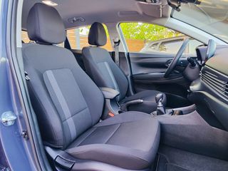 Hyundai i 20 2025 BENZINH 1.000cc 120HP KAMERA NAVIGATION-thumb-19