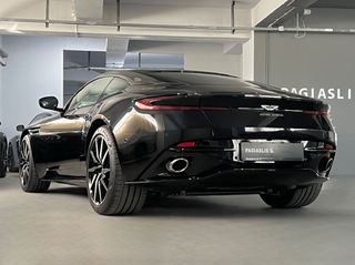 Aston Martin DB11 2020-thumb-5