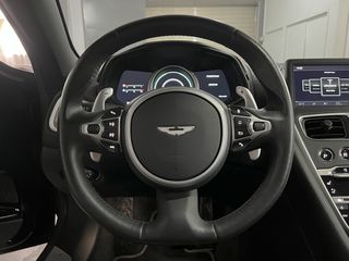 Aston Martin DB11 2020-thumb-15