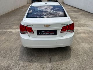 Chevrolet Cruze 2011-thumb-4