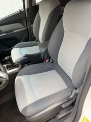 Chevrolet Cruze 2011-thumb-11