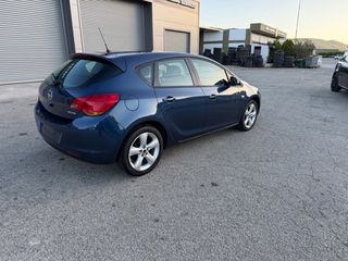 Opel Astra 2012 1.3 CDTI-thumb-10
