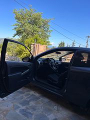 Mazda 2 2009-thumb-5