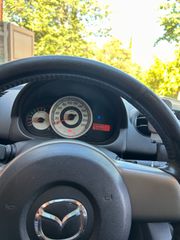 Mazda 2 2009-thumb-9