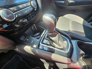 Nissan Qashqai 2020 1.5 DCI N-CONNECTA DCT-ΑΥΤΟΜΑΤΟ / PANORAMA-thumb-37