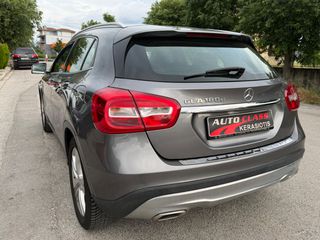 Mercedes-Benz GLA 180 2017-thumb-10