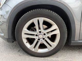 Mercedes-Benz GLA 180 2017-thumb-16