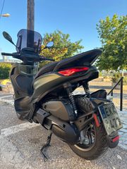 Piaggio Beverly 400 2024 HPE S-thumb-10
