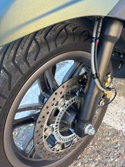 Piaggio Beverly 400 2024 HPE S-thumb-15