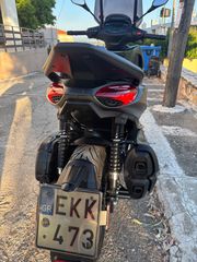 Piaggio Beverly 400 2024 HPE S-thumb-18