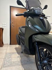 Piaggio Beverly 400 2024 HPE S-thumb-22