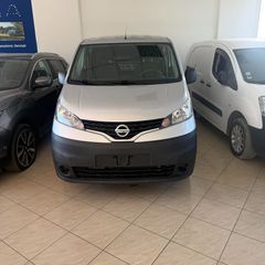 Nissan NV 200 2017