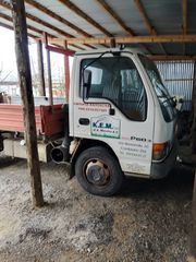 Ανατροπή Isuzu 2002 Npr