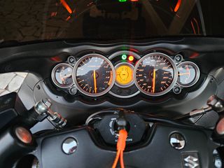 Suzuki GSXR 1300 Hayabusa 2016 Gen 2-thumb-37
