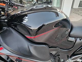 Suzuki GSXR 1300 Hayabusa 2016 Gen 2-thumb-14