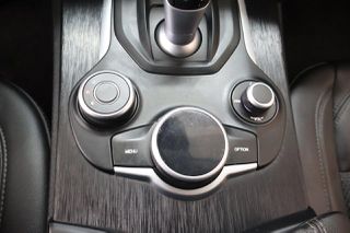 Alfa Romeo Stelvio 2019 Lusso Q4 Navi / 6 Χρόνια Δωρεάν Service-thumb-43