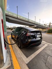 Tesla Model Y 2023 long Rang acceleration boost