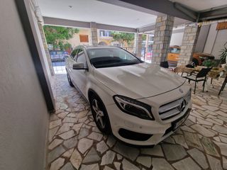 Mercedes-Benz GLA 200 2014 LOOKAMG