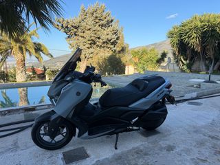 Yamaha XMAX 300 Tech Max 2025 ΜΕ ΑΝΑΛΥΣΗ ΦΠΑ New Nardo Grey /Ηλεκτρικο ανεμοθωρακα-thumb-2