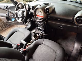 Mini Countryman 2010-thumb-17