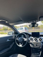 Mercedes-Benz CLA 200 2016-thumb-11