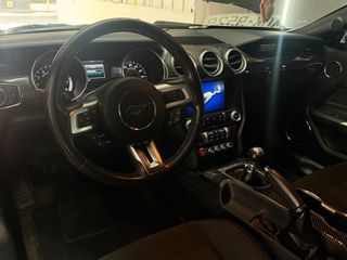 Ford Mustang 2019 Premium Pack Facelift-thumb-5