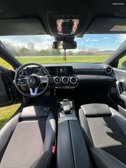 Mercedes-Benz CLA 180 2020 AMG LINE AUTOMATIC-thumb-9
