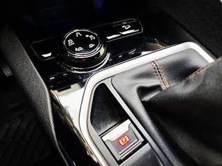 Peugeot 3008 2020 1.2 ACTIVE GRIP CONTROL 130HP ΕΛΛΗΝΙΚΟ-thumb-25
