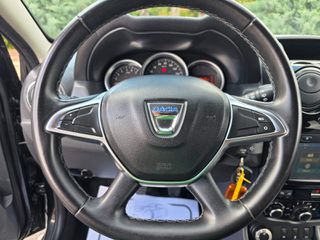 Dacia Duster 2017 4X4 DIESEL-thumb-12