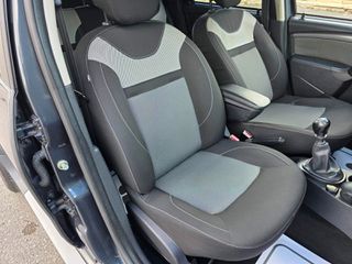 Dacia Duster 2017 4X4 DIESEL-thumb-16
