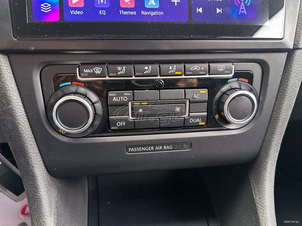 Volkswagen Golf thumbnail 24
