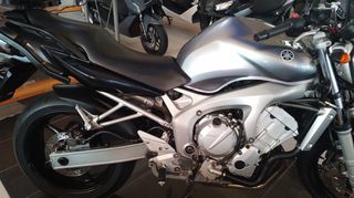 Yamaha FZ6 Naked 2005 FAZER 600-thumb-8