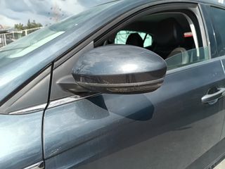 Renault Megane 2017-thumb-1