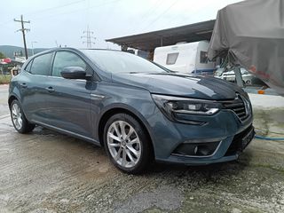 Renault Megane 2017-thumb-40