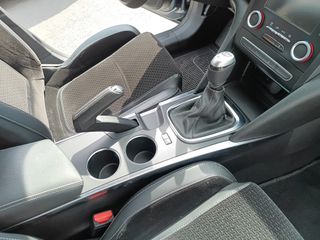 Renault Megane 2017-thumb-27