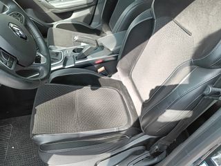 Renault Megane 2017-thumb-29